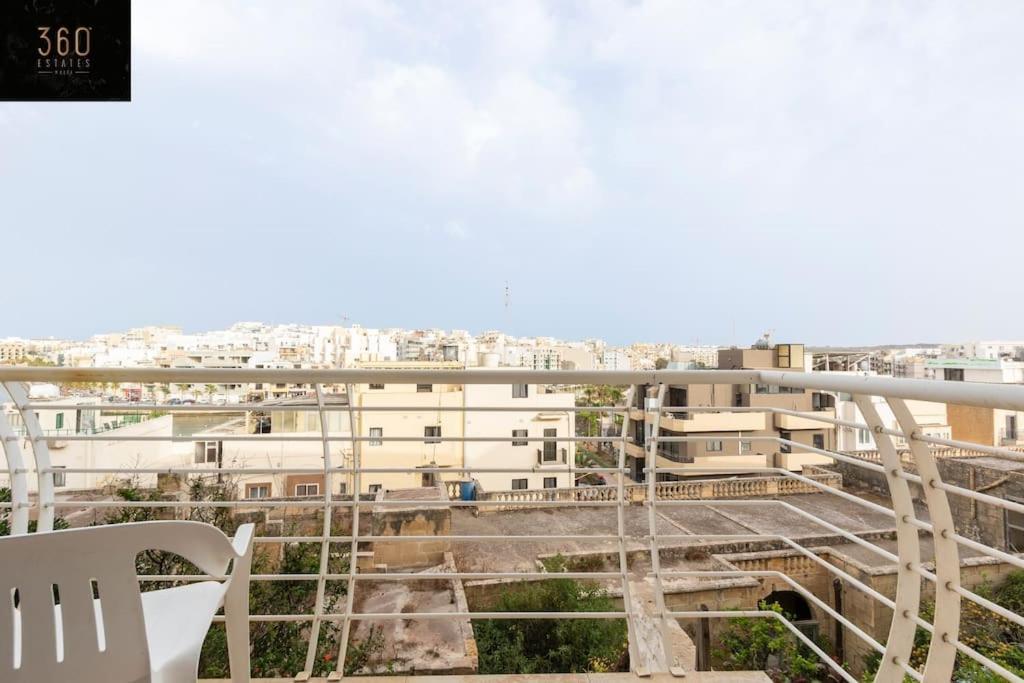 Modern 2Br Apt In The Quaint Village Of Marsaskala & Ac By 360 Estates Buitenkant foto